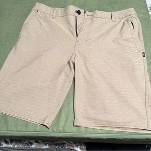 ✳️ 3 for $20 ✳️ O'Neill Hybrid short